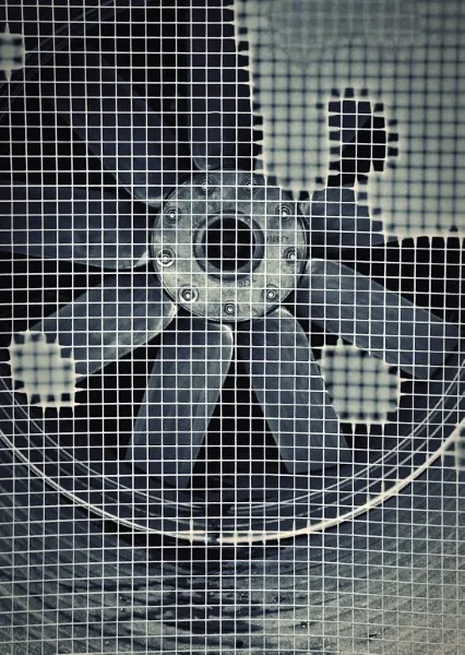 Conjunto de equipos de ventilación industrial diseñados para control ambiental y eliminación de partículas en entornos fabriles.